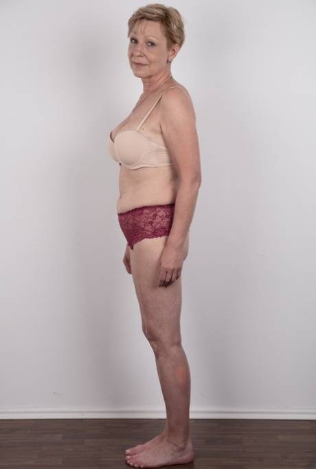 milfky s povislými prsy nejlépe sexy archiv