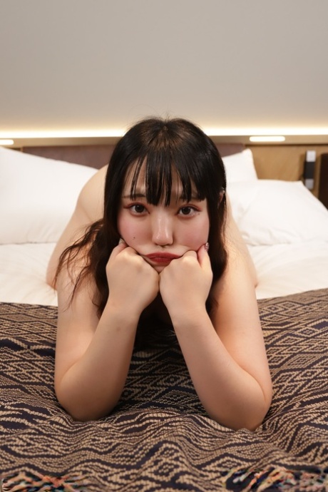 curvy asian porn image