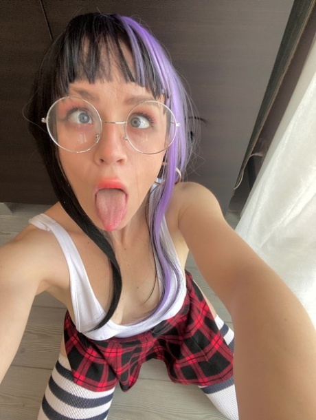 Ahegao nu érotique images