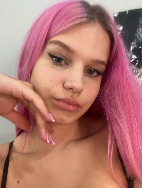 prsatá zrzka teenagerka sexy umění snímky