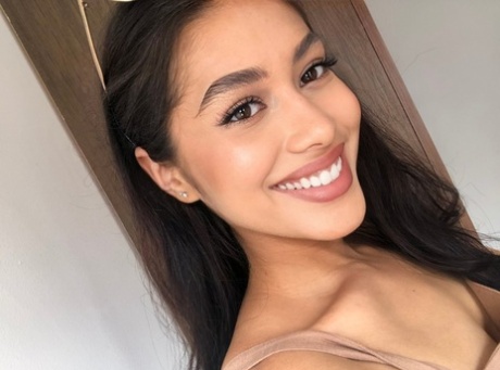 amateur latina hot sexy image