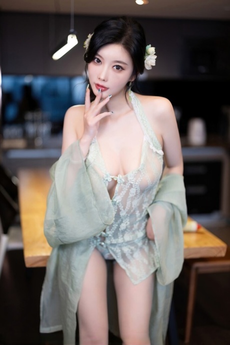 chinese teen nude pic