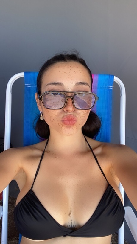 freckles free sexy galleries
