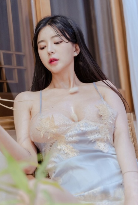 asian model hd pictures