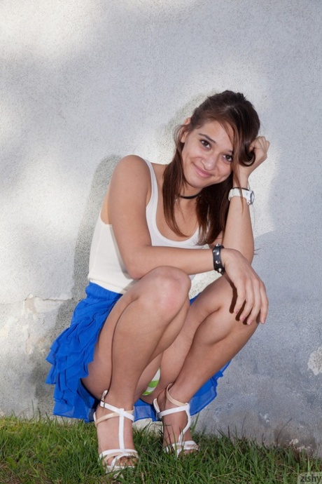 teen face free porn archive