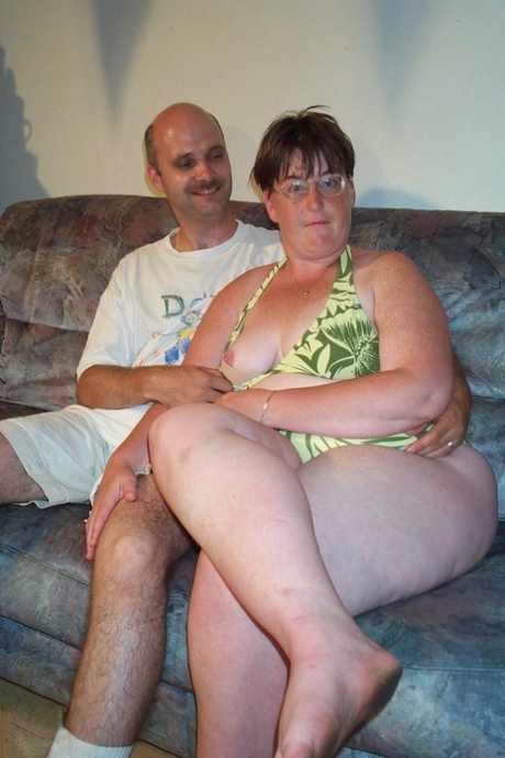 thick thighs mature pretty image