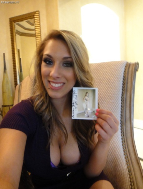 Natasha Vega star pornographic picture