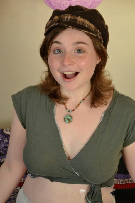 curvy amateur free sexy photo