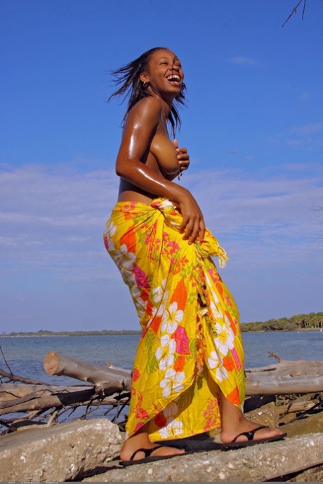ebenové povislé kozy xxx horké galerie