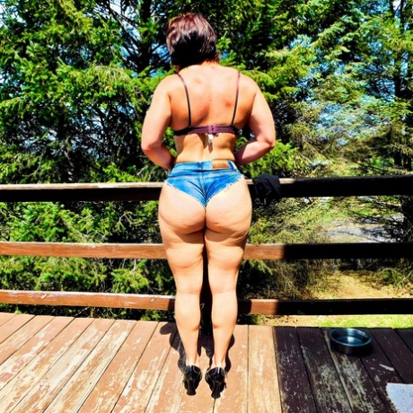 ass in shorts hot sexy archive