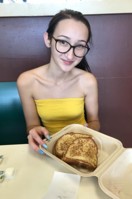 skinny nerd naked galleries
