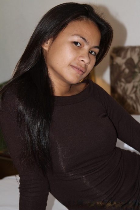 filipina teen free naked image