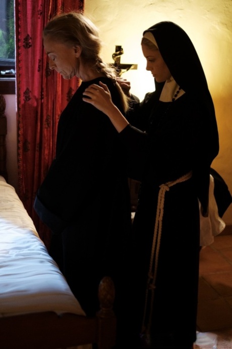 nun sexy nude picture