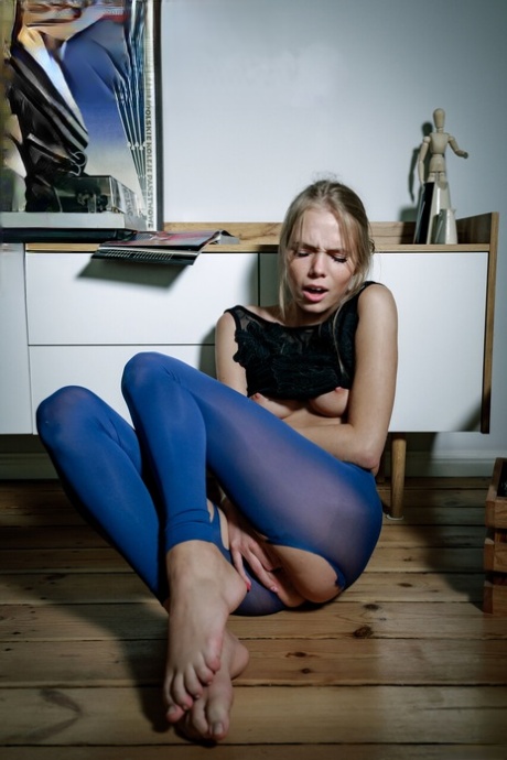 perfect feet art xxx pics